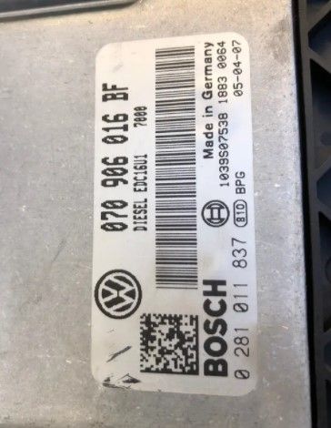 Centralita de motor ECU UCE Vw Transporter T5 0281011837 EDC16U1 1039S07538 070906016BF - Imagen 3