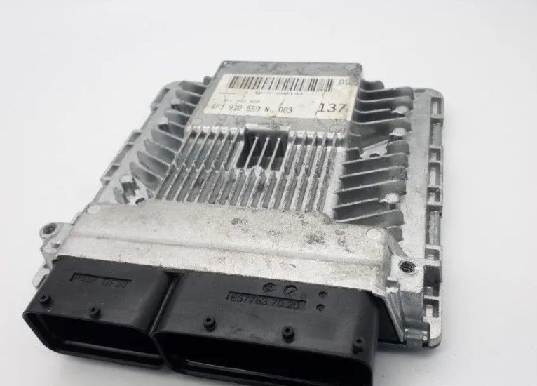 AUDI A6 ECU CENTRALITA MOTOR 4F1907559 4F1910559N 5WP45037