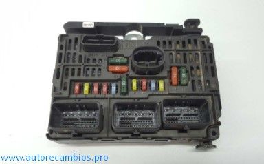 Caja de fusibles Citroen Peugeot BSM-L04-00 S118983004J 9656086380