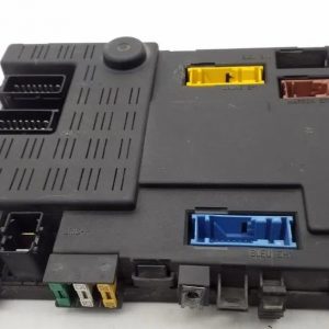 BSI Caja de fusibles Citroen Peugeot 9641427780 73002512
