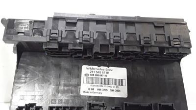 MERCEDES-BENZ CLS C219 JUEGO DE CAJA DE FUSIBLES 2115456701 - Imagen 2