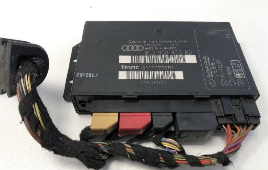 AUDI A4 S4 B7 8E 8H MÓDULO DE CONFORT/CONVENIENCIA 8E0959433BD