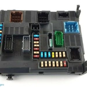 Caja de fusibles Citroën Peugeot 9807531680 9807531680-01 BSI N02 00