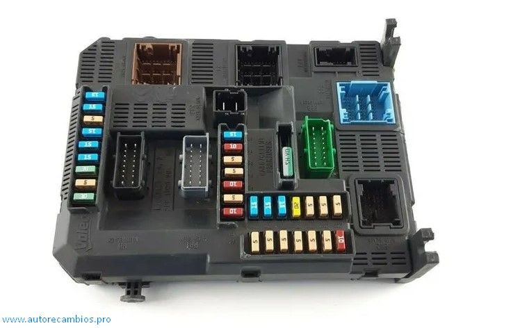 Caja de fusibles Citroën Peugeot 9807531680 9807531680-01 BSI N02 00