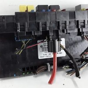 CAJA RELES FUSIBLES MERCEDES 5DK00848642 2035453101