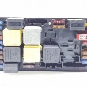 CAJA RELES / FUSIBLES Mercedes Clase C 2035453001 5DK00848552