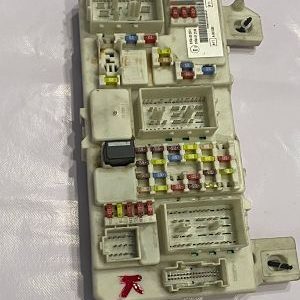 Caja de fusibles Ford Kuga 7M5T-14A073-JF 7M5T14A073JF 518200802